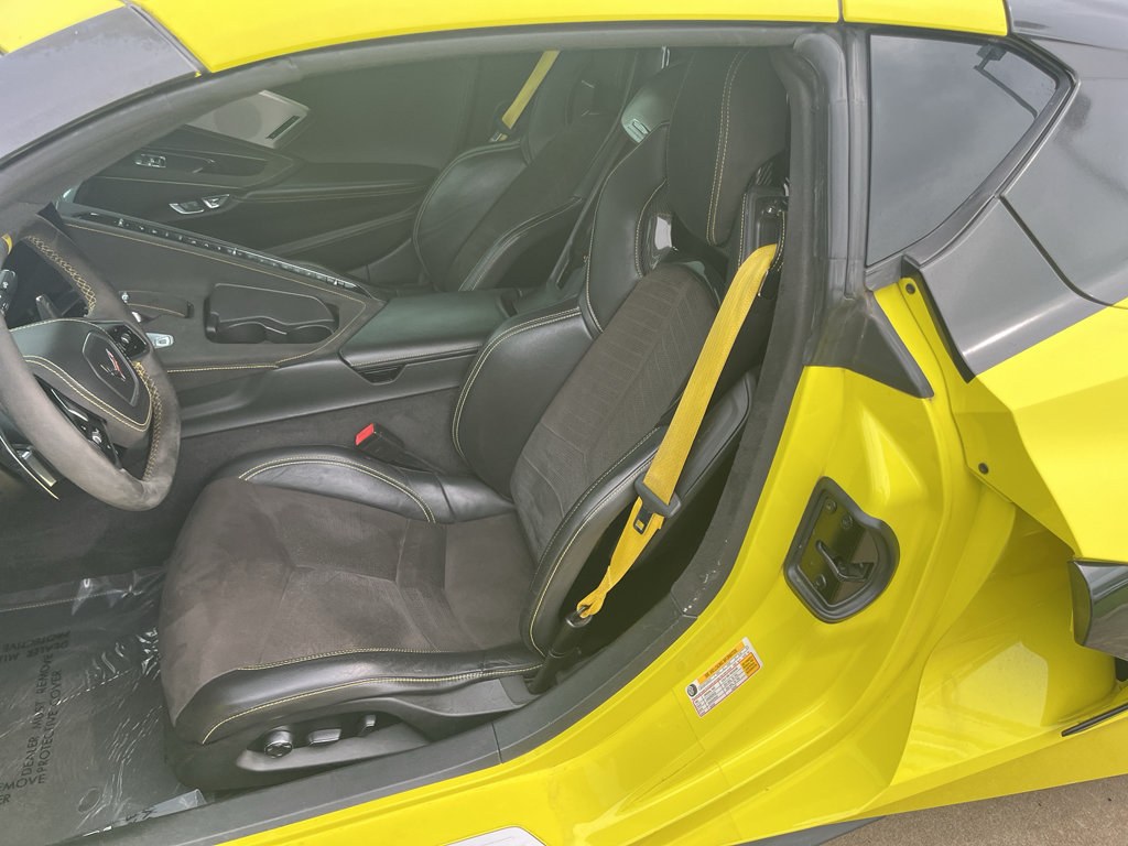 Used 2020 Chevrolet Corvette Stingray Premium Cpe w/ 3LT Preferred Equipment Group RWD image 16