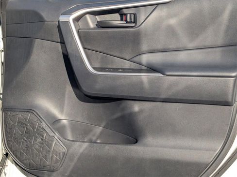 Used 2024 Toyota RAV4 LE image 34