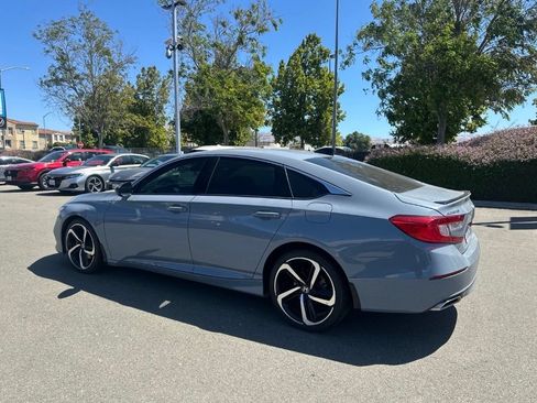 Used 2022 Honda Accord Sport image 4