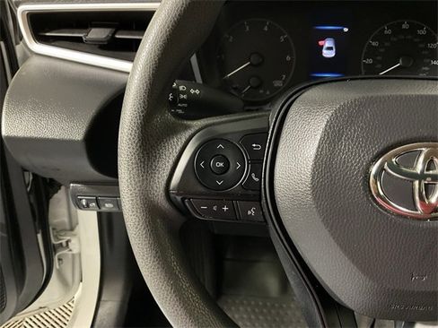 Used 2024 Toyota Corolla LE image 25
