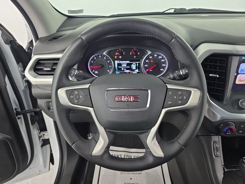 Used 2018 GMC Acadia SLT image 13
