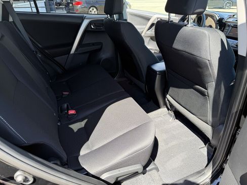 Used 2015 Toyota RAV4 XLE FWD image 29