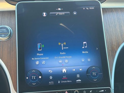 Used 2023 Mercedes-Benz C 300 Sedan image 9