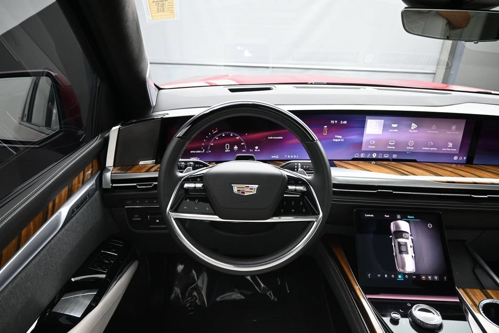 Certified 2025 Cadillac Escalade ESV Sport Platinum w/ LPO, Floor Liner Package AWD/4WD image 15