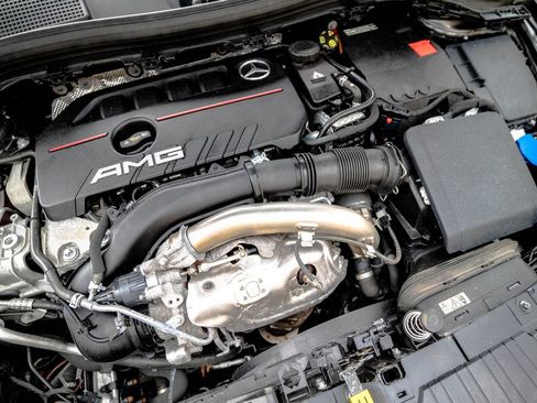 Used 2023 Mercedes-Benz GLA 35 AMG 4MATIC image 41