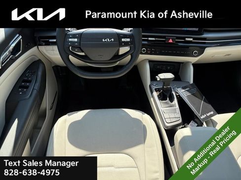 New 2026 Kia Sportage SX FWD image 24