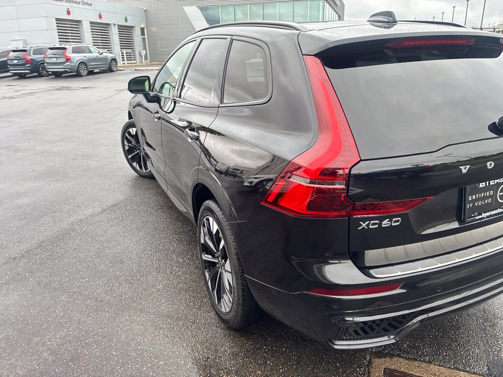 Certified 2026 Volvo XC60 B5 Plus AWD/4WD image 6