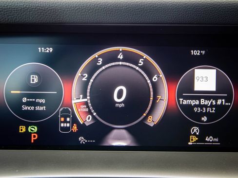 New 2026 Volkswagen Tiguan SE FWD image 38