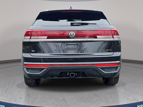 Used 2025 Volkswagen Atlas Cross Sport SE image 7