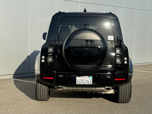 Certified 2022 Land Rover Defender 110 X image 4