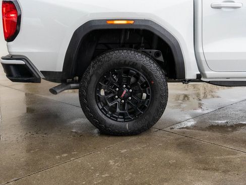 New 2026 GMC Canyon Elevation w/ Convenience Package image 27