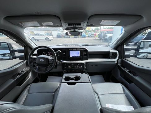Used 2023 Ford F350 XL w/ XL Driver Assist Package AWD/4WD image 41