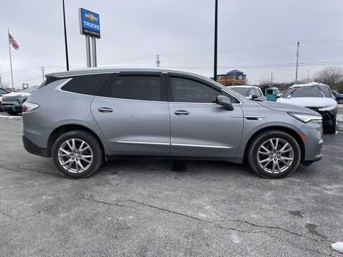 Used 2023 Buick Enclave Premium w/ Experience Buick Package image 4