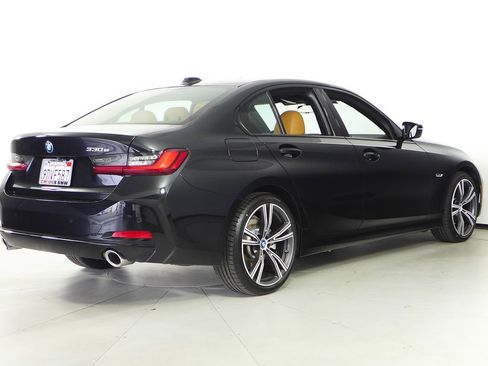 Certified 2023 BMW 330e w/ Premium Package image 7