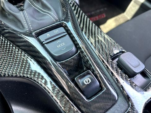 Used 2018 Chevrolet Camaro SS image 32