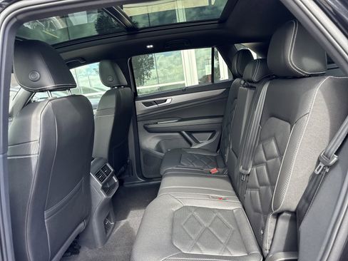 New 2026 Volkswagen Atlas Cross Sport SE image 17