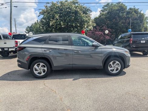 Used 2024 Hyundai Tucson SEL AWD/4WD image 2