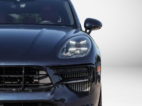 Used 2021 Porsche Macan GTS AWD/4WD image 44