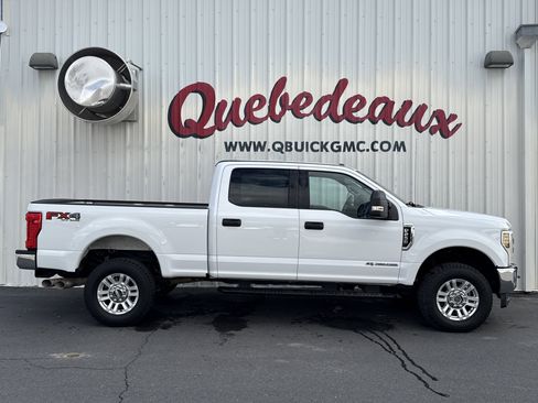 Used 2019 Ford F250 XLT w/ FX4 Off-Road Package image 35