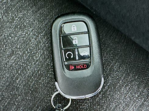 Used 2025 Honda Accord SE image 39