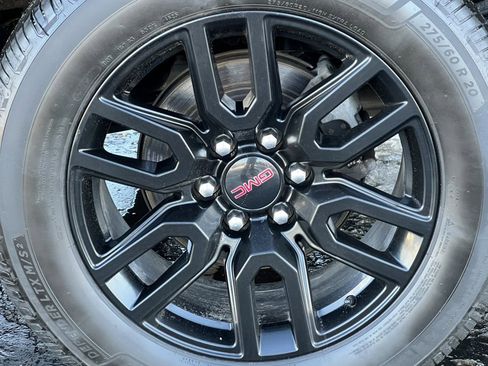 Used 2021 GMC Sierra 1500 Elevation w/ X31 Off-Road Package image 10