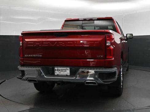 Used 2021 Chevrolet Silverado 1500 LTZ w/ LTZ Premium Package AWD/4WD image 7