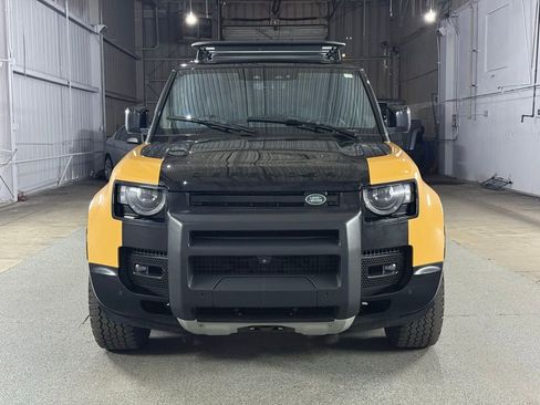 Used 2022 Land Rover Defender 110 X-Dynamic SE image 2