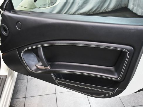 Used 2013 Ferrari California image 16