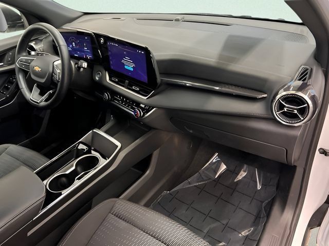 Certified 2025 Chevrolet Equinox LT FWD image 8