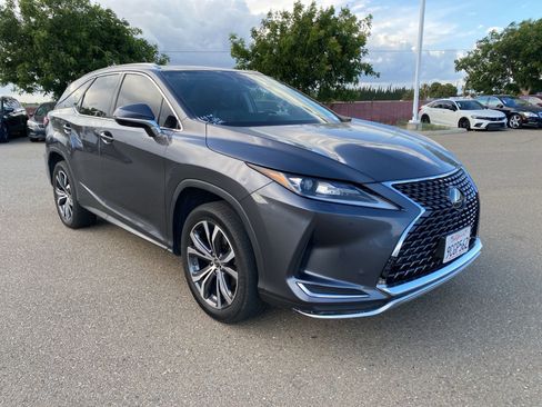 Used 2022 Lexus RX 350L FWD w/ Premium Package image 3