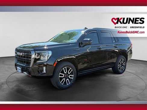Used 2023 GMC Yukon AT4 w/ Technology Package AWD/4WD image 5