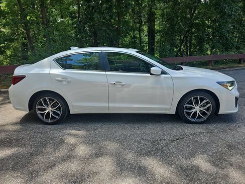 Used 2021 Acura ILX w/ Premium Package FWD image 2