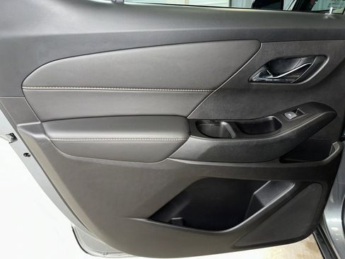 Used 2020 Chevrolet Traverse RS w/ LPO, Floor Liner Package image 22