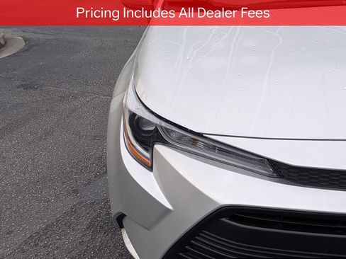 Certified 2025 Toyota Corolla LE FWD image 11