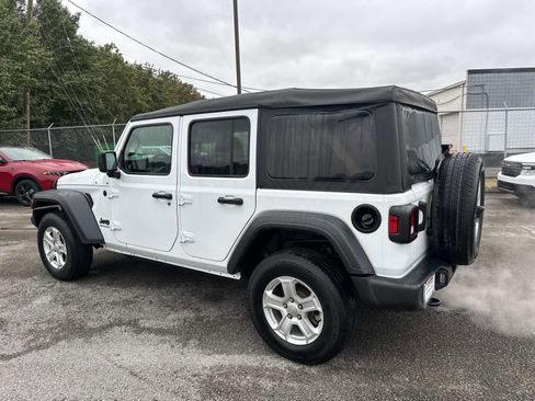 Used 2023 Jeep Wrangler Sport S image 6
