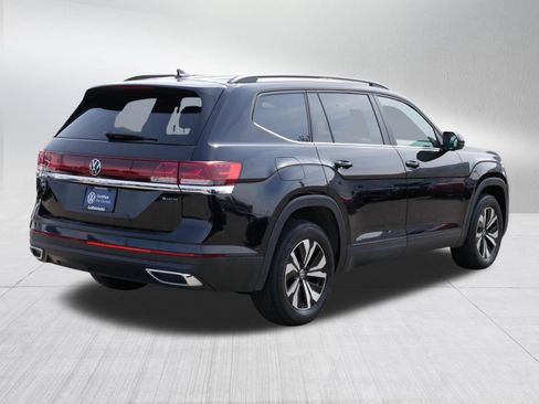 Certified 2024 Volkswagen Atlas SE image 7
