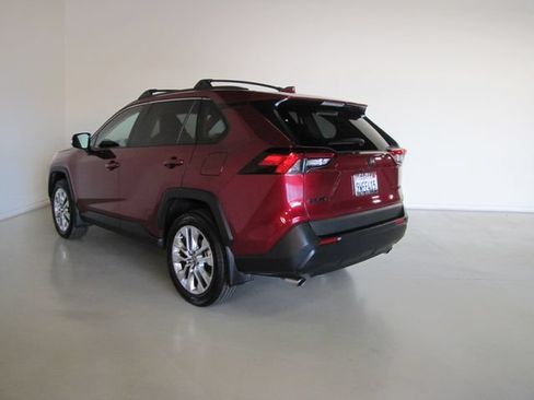 Used 2025 Toyota RAV4 XLE Premium FWD image 23