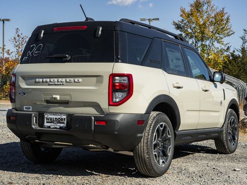 New 2025 Ford Bronco Sport Outer Banks w/ Outer Banks Tech Package+ image 4