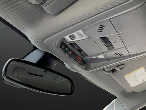Certified 2019 Chevrolet Equinox Premier w/ LPO, Floor Liner Package AWD/4WD image 39
