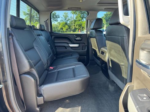 Used 2016 Chevrolet Silverado 2500 LTZ w/ LTZ Plus Package AWD/4WD image 17