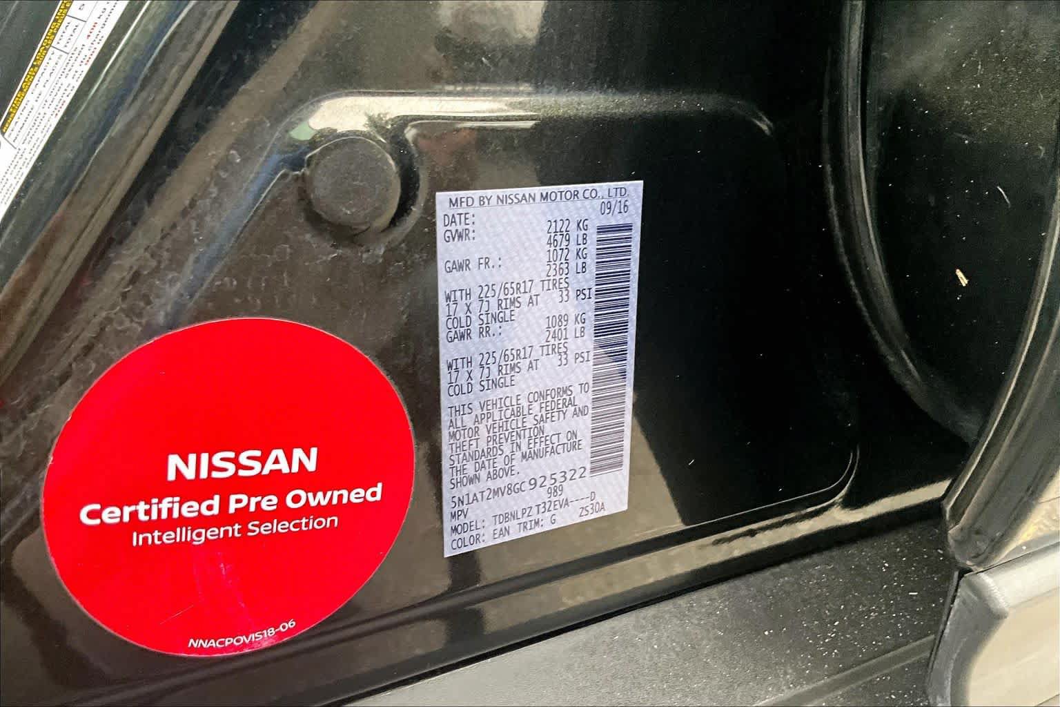 Used 2016 Nissan Rogue S AWD/4WD image 34