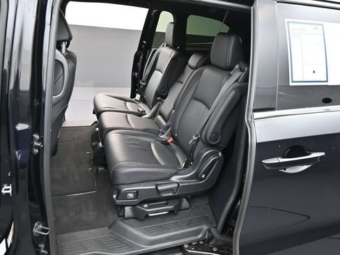 Used 2025 Honda Odyssey Sport-L image 11