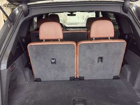 Used 2019 Audi Q7 3.0T Prestige w/ Prestige Package image 12