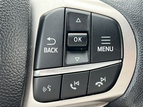 Used 2023 Ford Explorer XLT w/ Equipment Group 202A AWD/4WD image 20