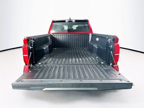 Used 2025 Toyota Tacoma SR5 image 28