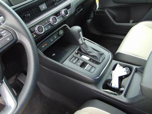 Certified 2026 Honda CR-V EX image 14