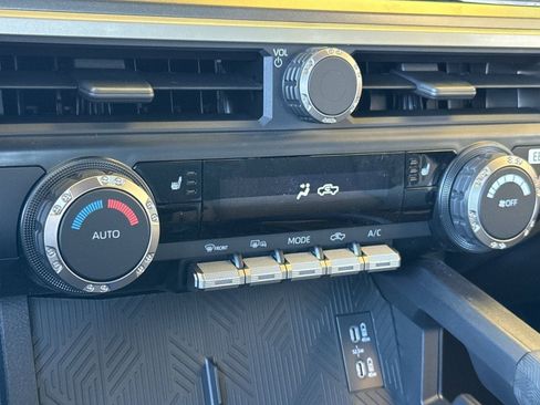 New 2025 Toyota Tacoma TRD Off-Road image 22