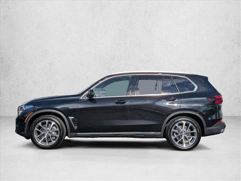New 2026 BMW X5 xDrive40i w/ Climate Comfort Package image 5