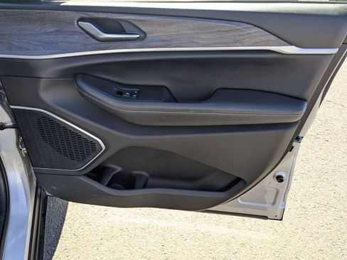 Used 2021 Jeep Grand Cherokee L Limited image 26