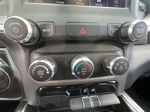 Used 2022 RAM 1500 Big Horn RWD image 23